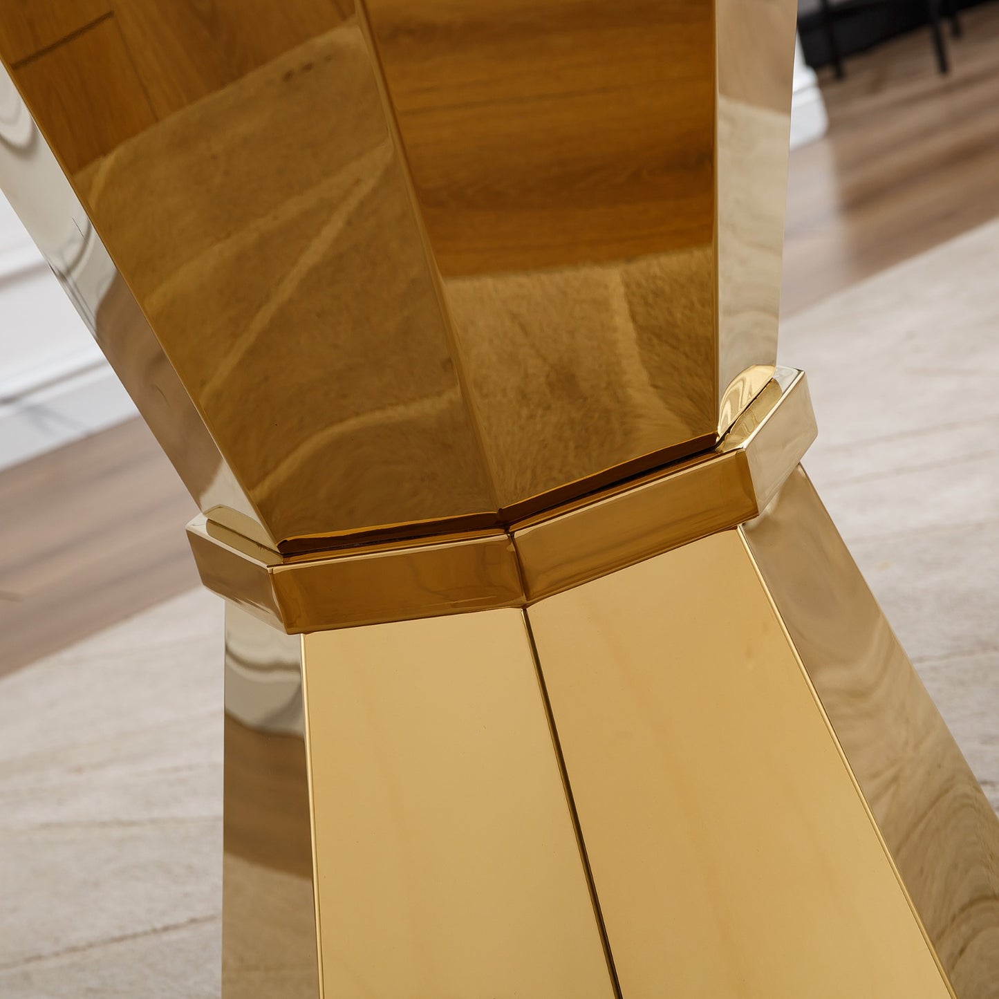 Couronne Royale Dining Table