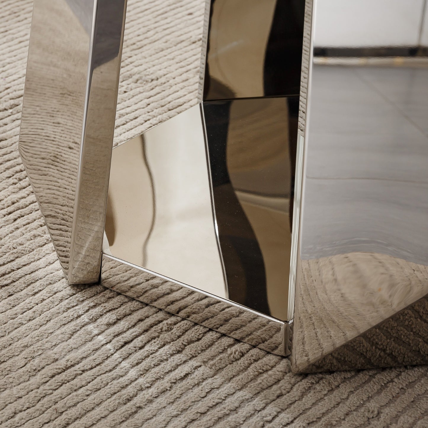 Haute Maison Dining Table