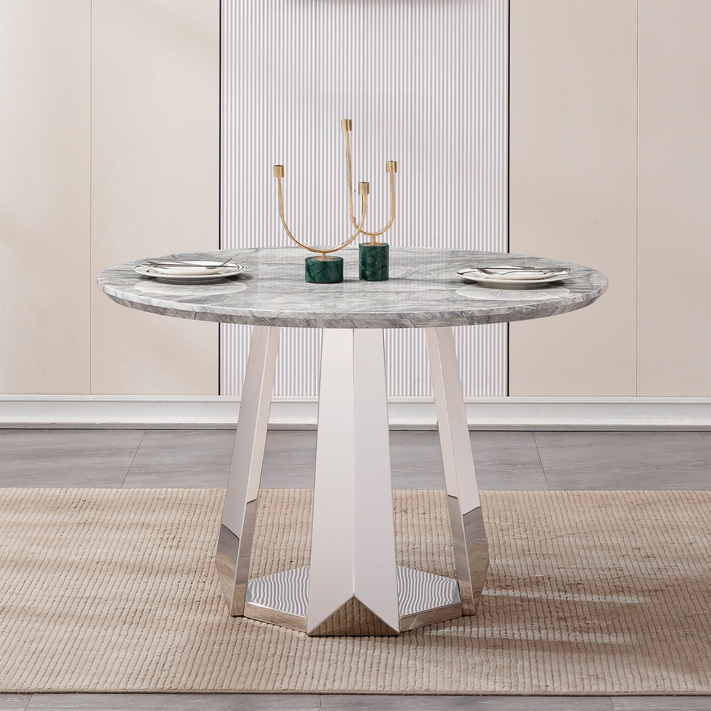 Jardin du Roi Dining Table
